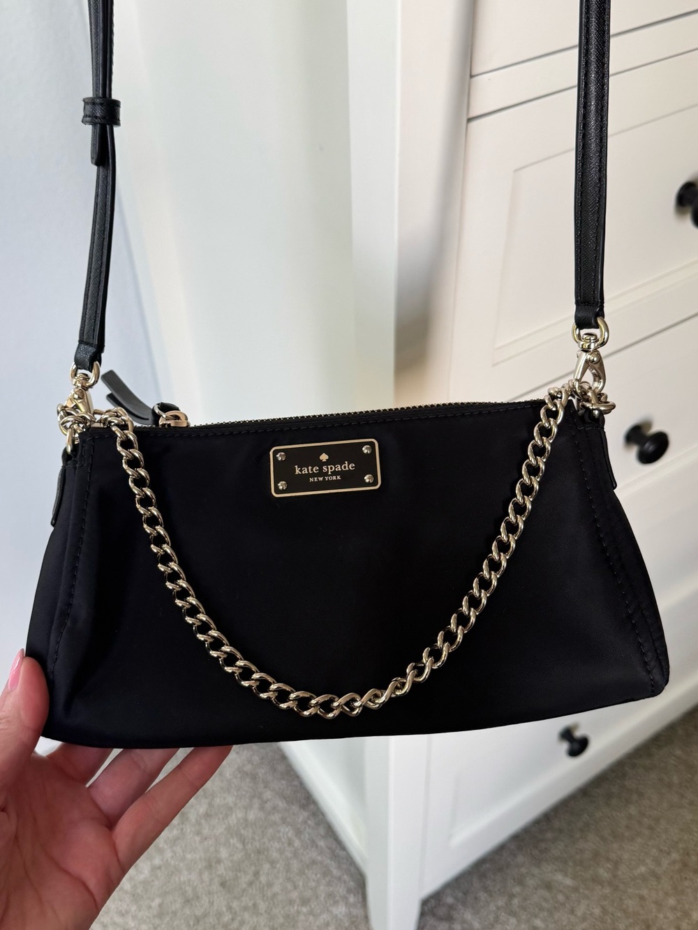 kate spade Black Nylon Crossbody with Gold Chain - Picture 1 of 10